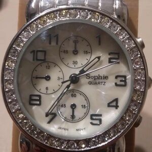 🦋10/$20🦋 Sophie Silver/MOP Rhinestone Stainless Steel Women's Watch